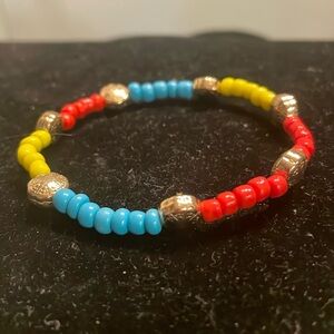 7” red yellow blue gold seed bead stretch bracelet w/42 beads